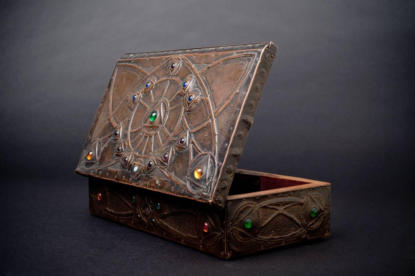 Box of the Illuminati - Art by Alfred Daguet