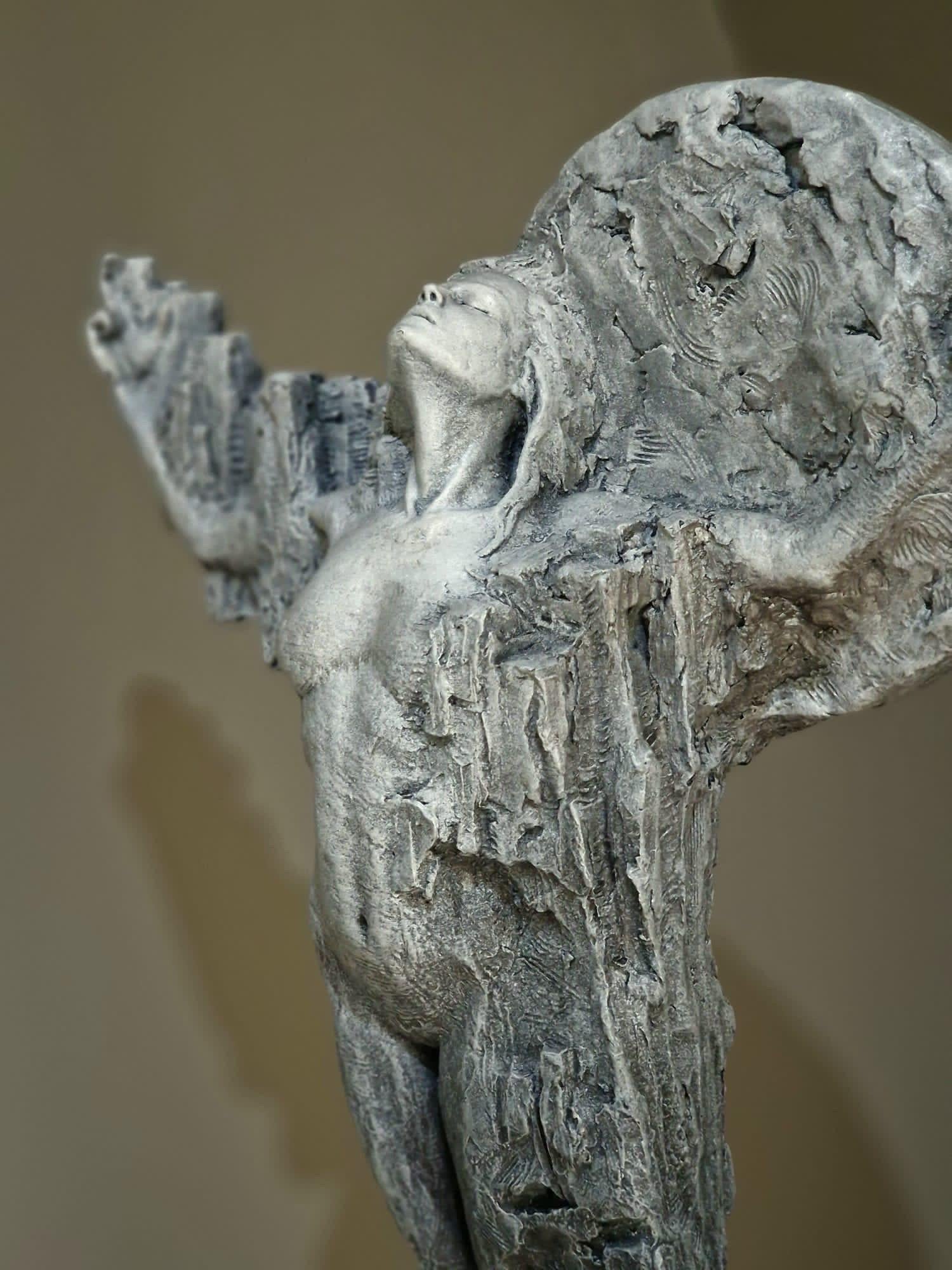 Renacimiento - poderosa y fuerte figura humana de pie escultura de resina fundida moderna 2