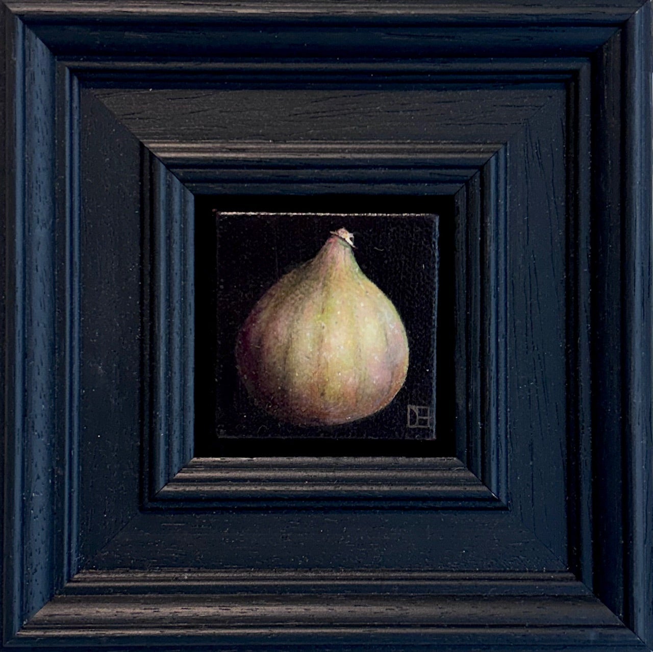 Who created realistic drawing?