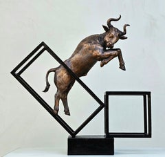 Amancio. Tauro II, bronce ferroso. Escultura original: 47,4 x 35 x 47 cm