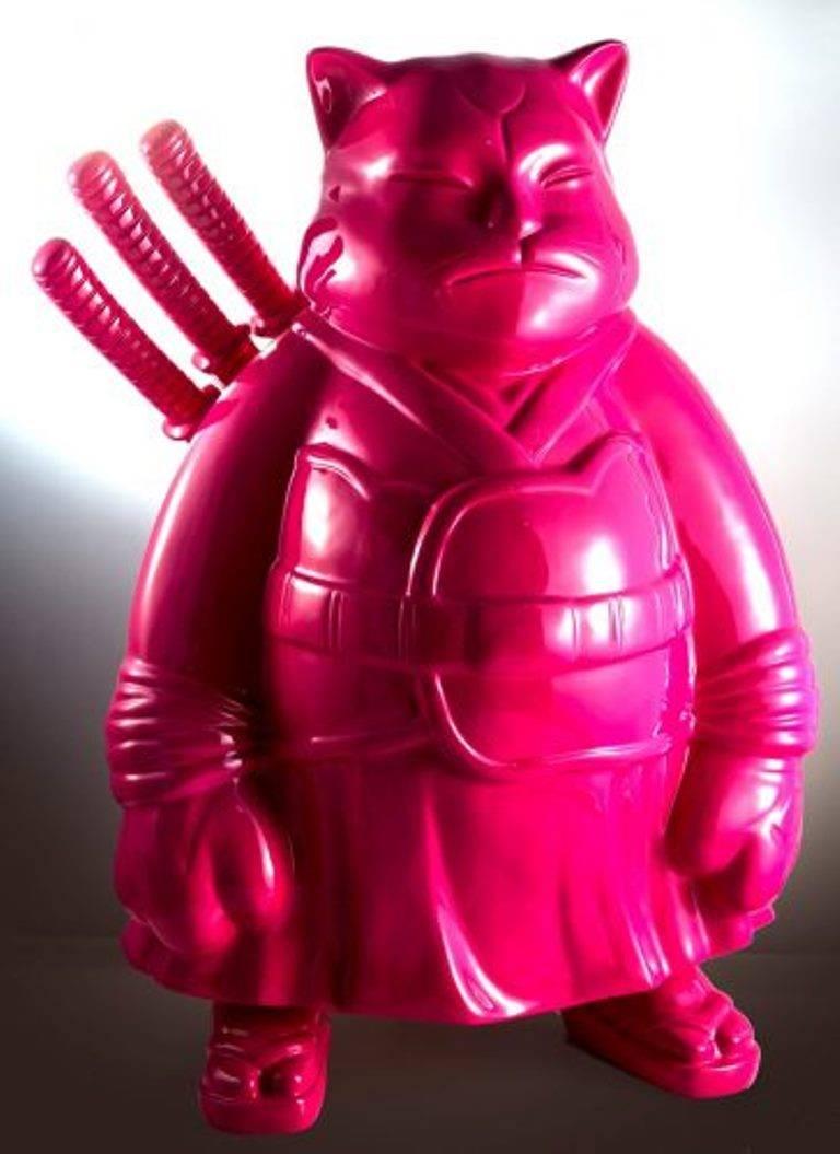 HIRO ANDO Figurative Sculpture - SAMURAI CAT