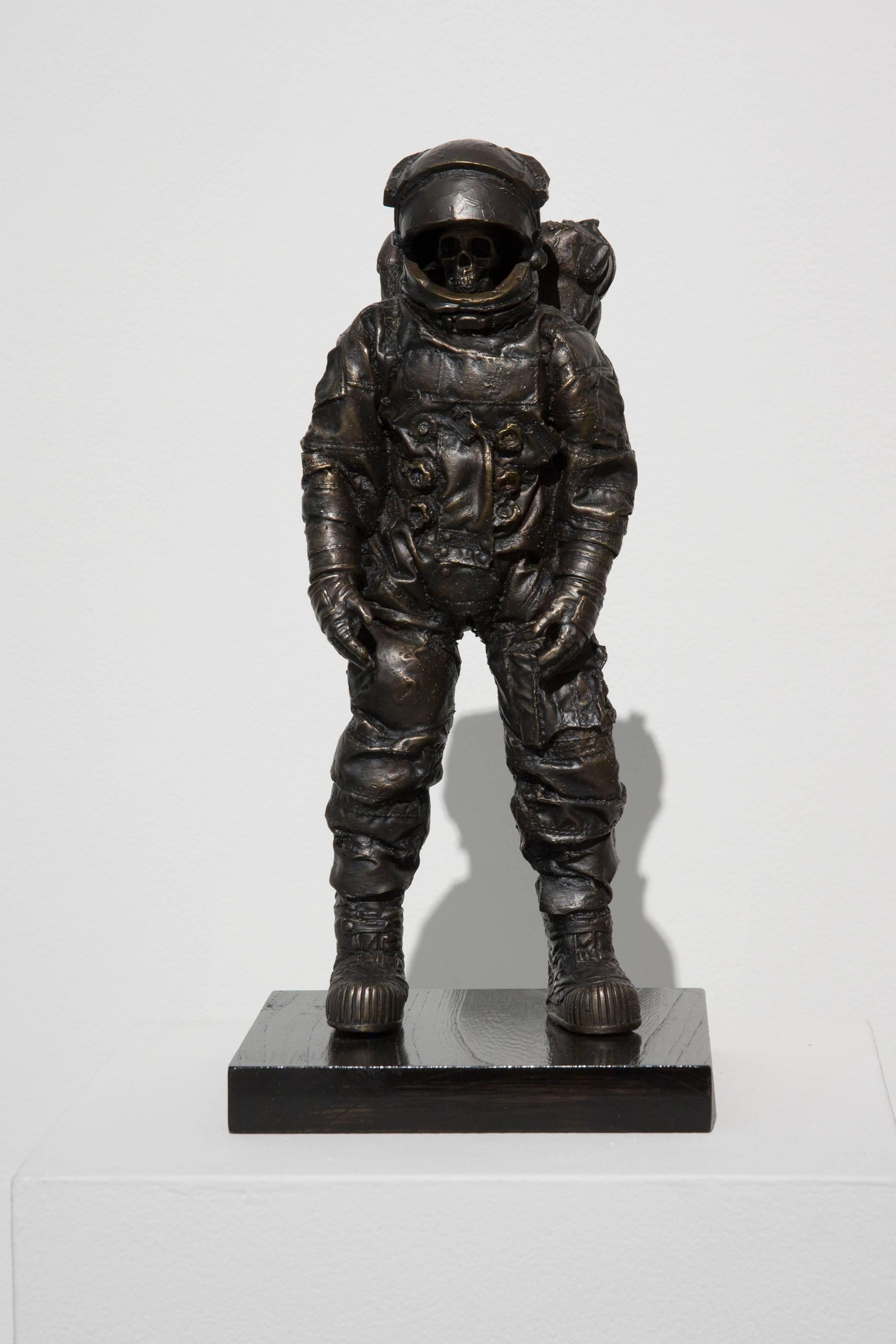 Brandon Vickerd Figurative Sculpture - Little Dead Astronaut