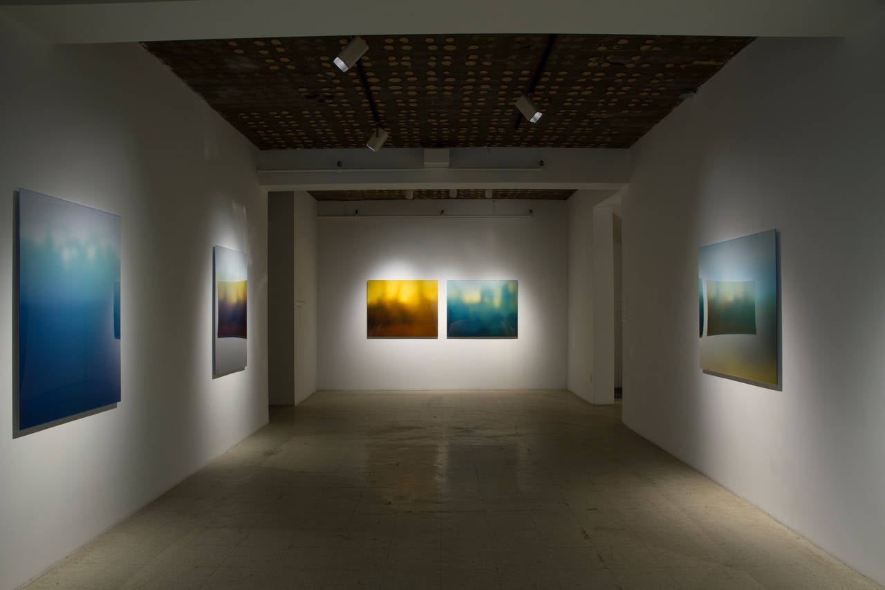 The Sun Shines Cold - Contemporain Photograph par Henri Venne