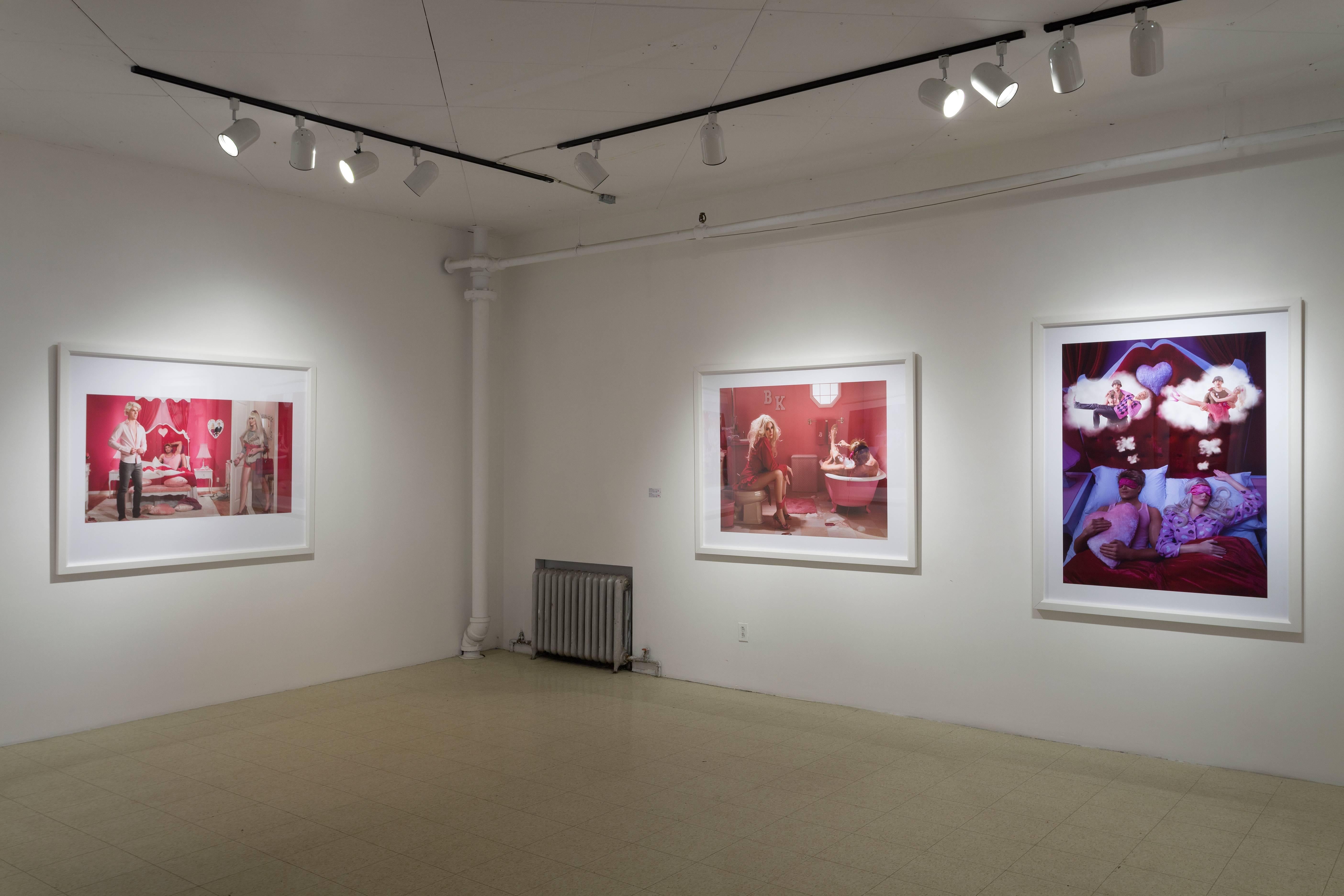 Toilette und Badewanne (Zeitgenössisch), Photograph, von Dina Goldstein