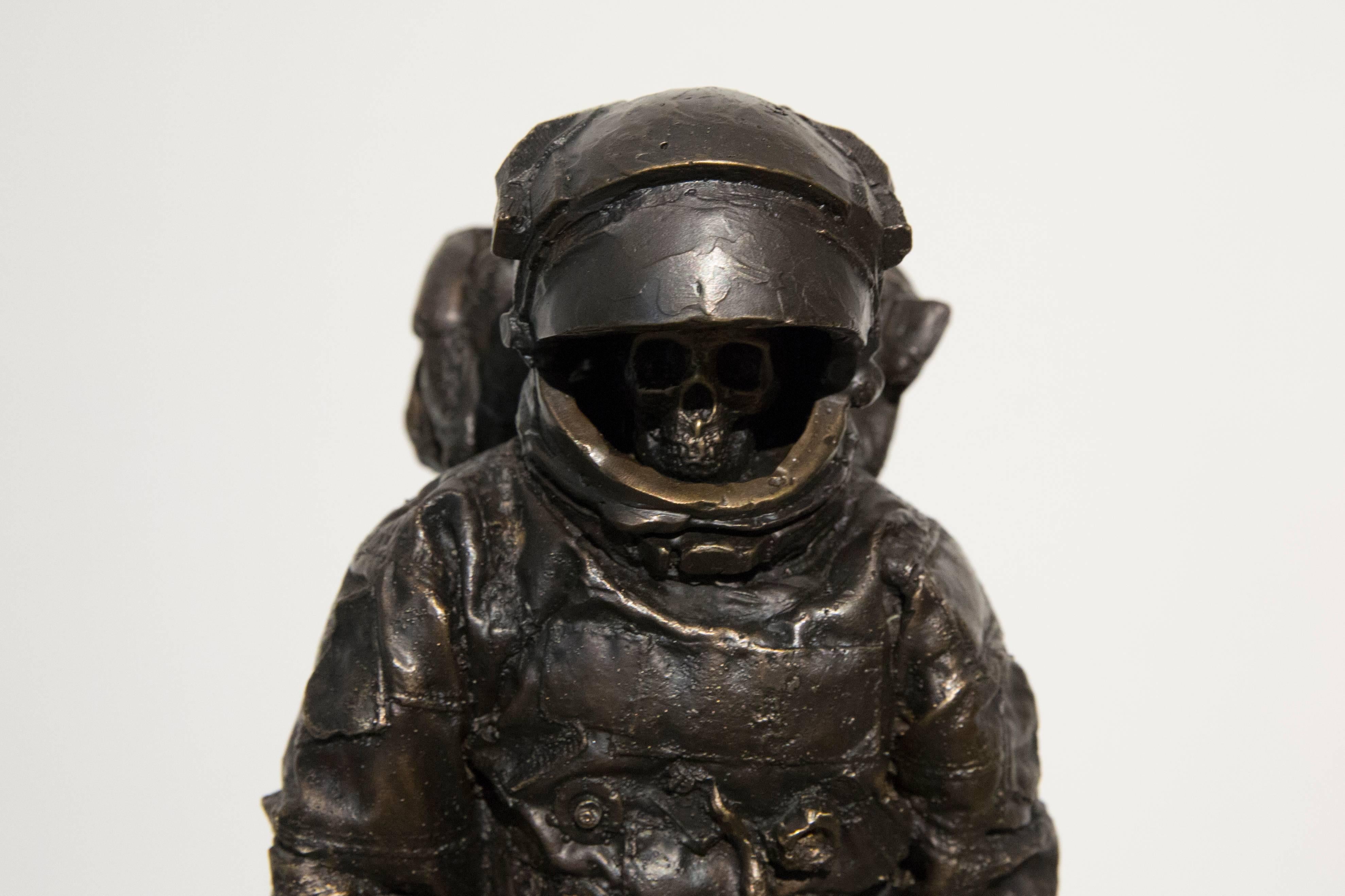 fallen astronaut statue