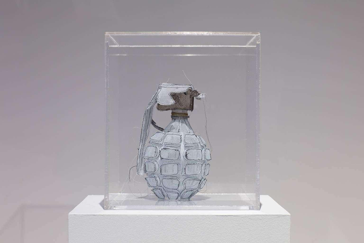 Reliques: Grenade - Gray Figurative Sculpture by Jannick Deslauriers