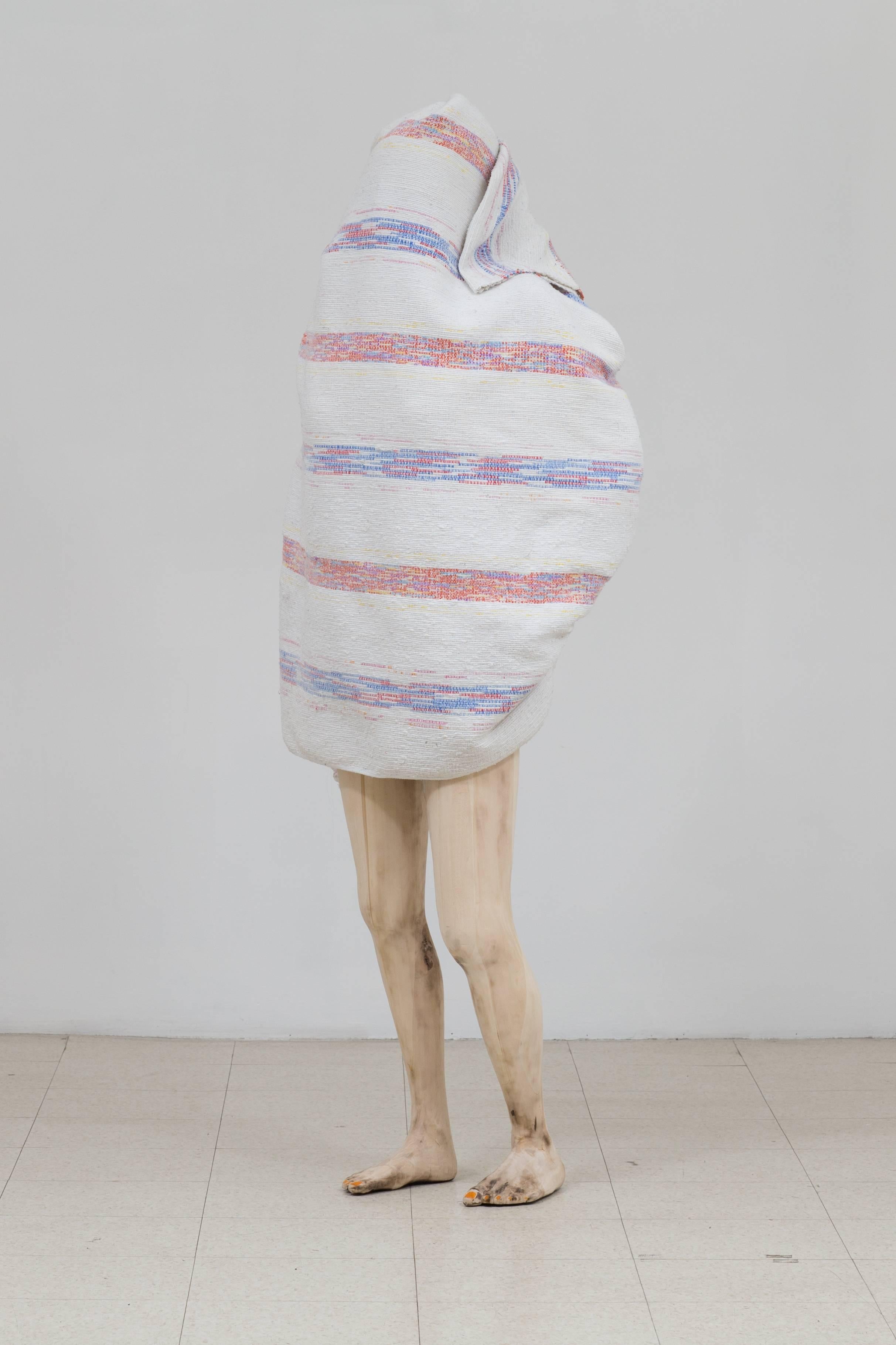 Figurative Sculpture di Jean-Robert Drouillard - Une silhouette emballée (Madame Choui)