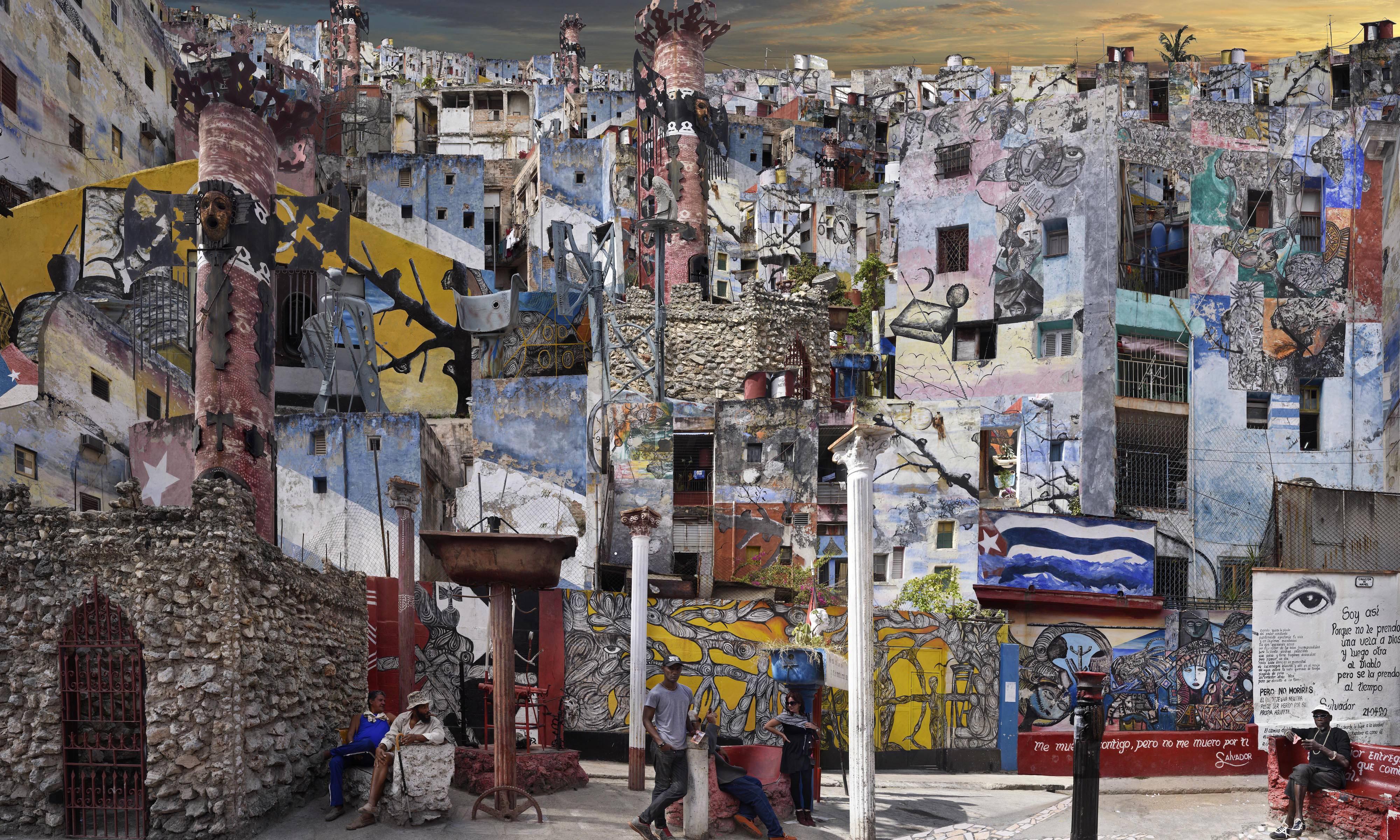 Jean-Francois Rauzier Landscape Photograph - Cuba, Callejon de hamel I