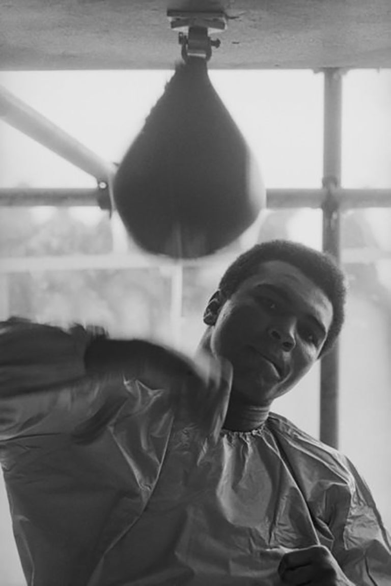 Terry O'Neill Portrait Photograph - Muhammed Ali,