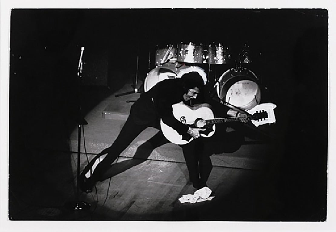 Terry O'Neill Black and White Photograph - Elvis Presley, Las Vegas