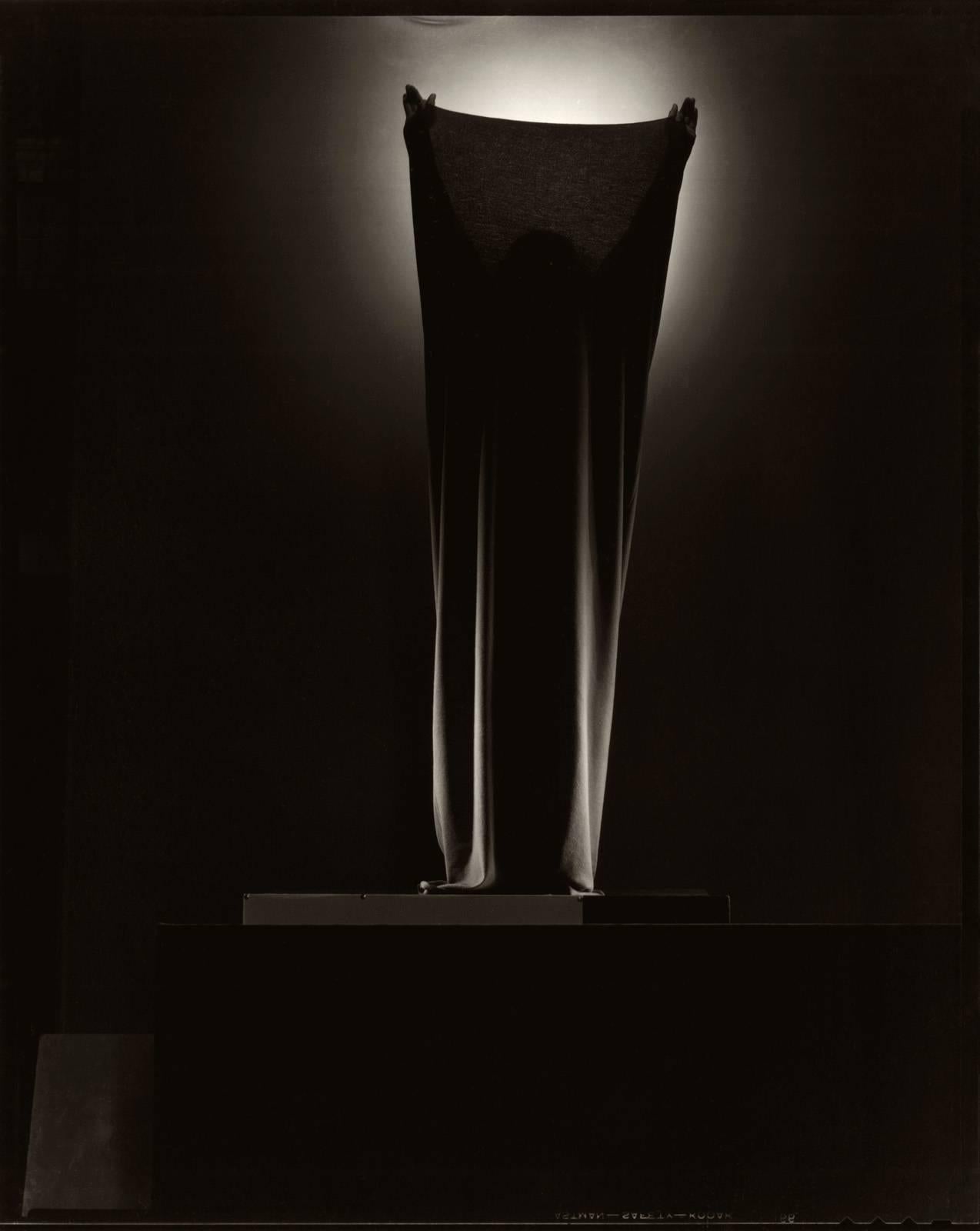 Edward Steichen Black and White Photograph – Martha Graham #4, NY