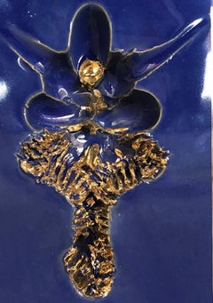 Vivi Respiri. Italian Sculpture, Enamelled blu ceramic and third fire gold, 2016