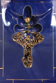 Vivi Respiri. Italian Sculpture, Enamelled blu ceramic and third fire gold, 2016