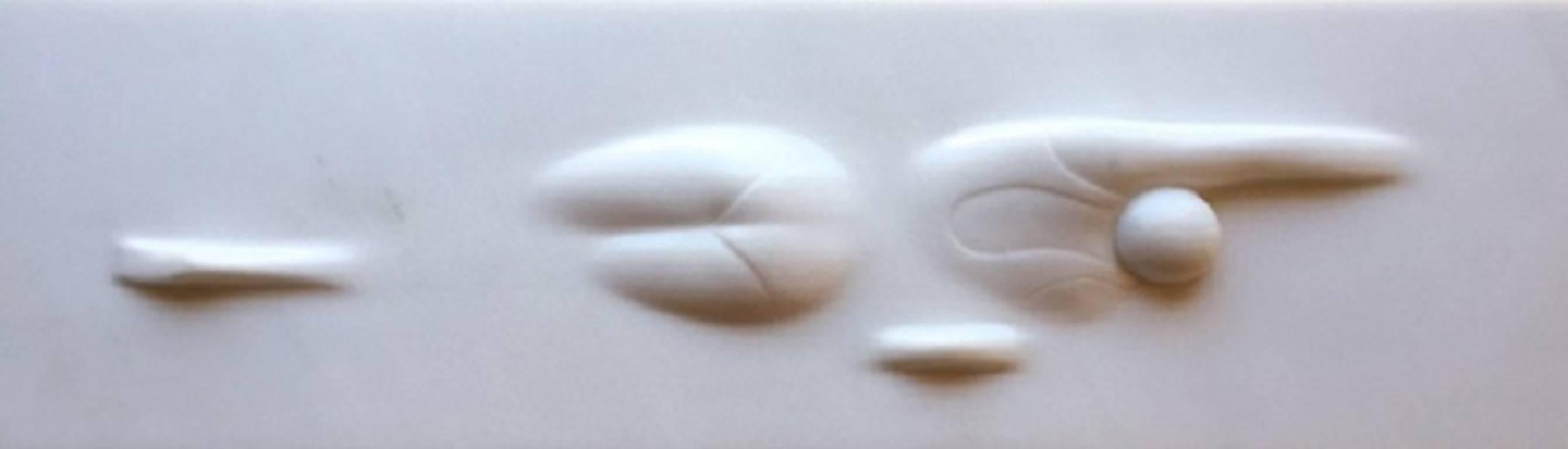 Nageuse (femme) de Manganeli- Sculpture figurative contemporaine italienne, murble - Gris Figurative Sculpture par Giovanni Manganelli