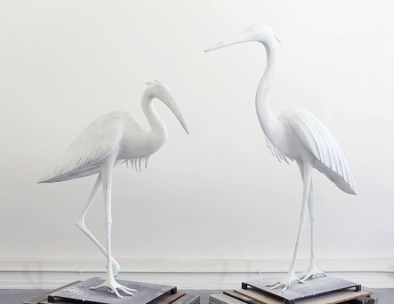 Gwynn Murrill Still-Life Sculpture – Heron in mittlerem und mittlerem Maßstab