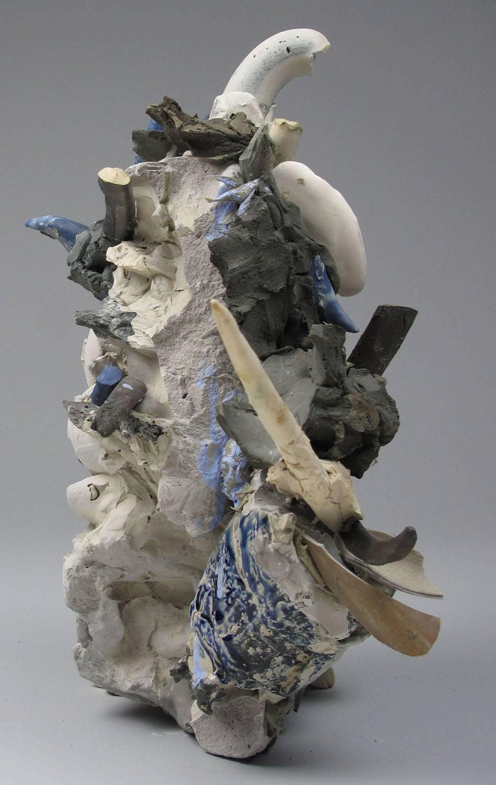 „Coming Up For Air“, abstrakt, Keramik, Mischtechnik, Erdtöne, Skulptur (Zeitgenössisch), Sculpture, von Sara Fine-Wilson