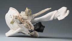 "Cram", abstracto, blanco, marrón, cerámica, escultura, yeso, técnica mixta