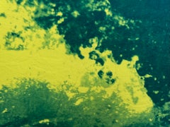 «Roiling Diptych», Pop Art, olas, verde, amarillo, fotografía en cianotipo sobre lino