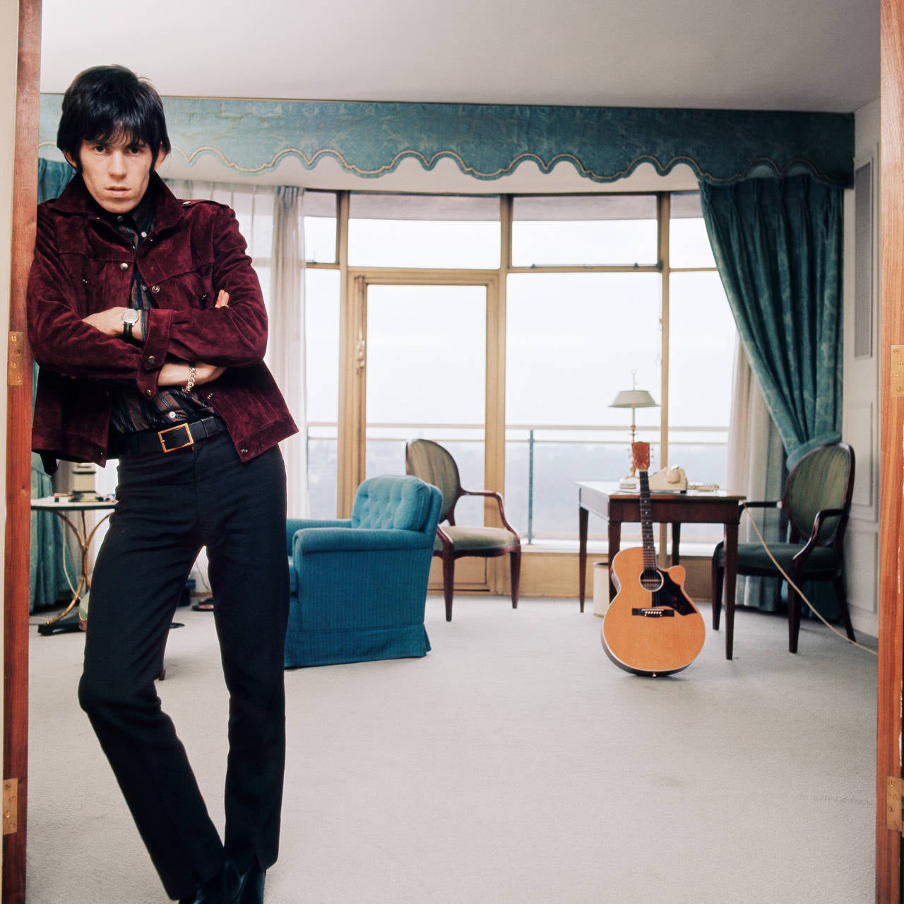 Bent Rej Color Photograph - Keith Richards at Home I, London