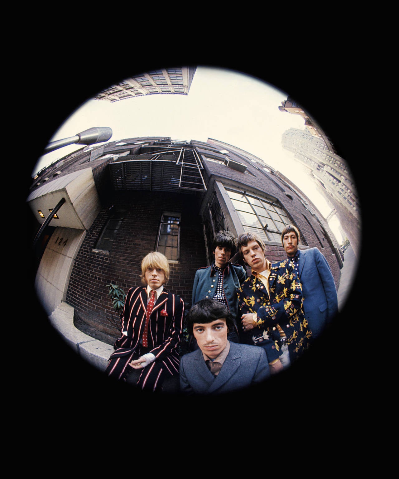 Jerry Schatzberg Portrait Photograph – The Rolling Stones, High Tides Grüngras, Farbfotografie, Kunstdruck