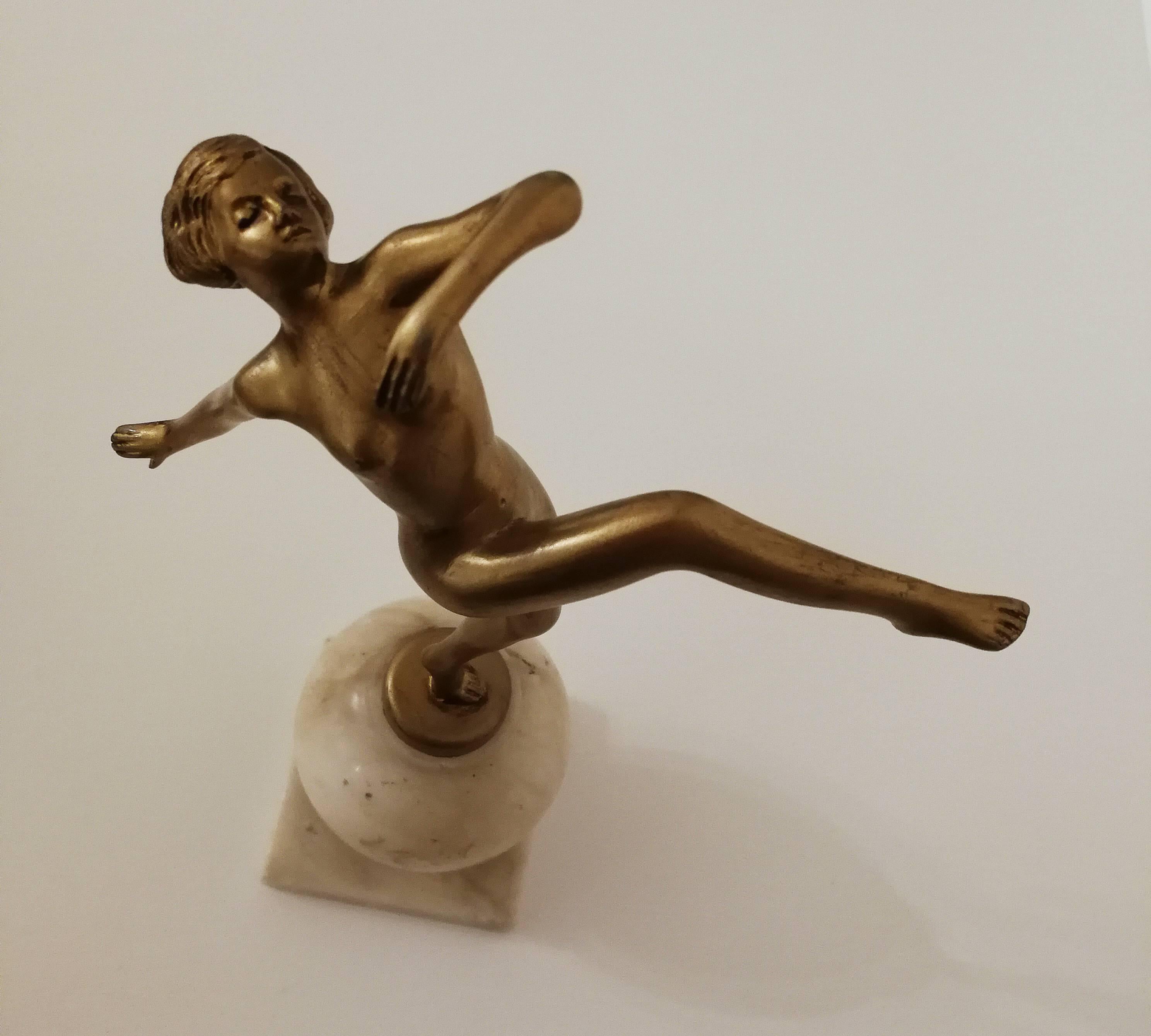 Tänzerin mit erhobenem Bein (Dancer with raised leg) - Modern Sculpture by Josef Lorenzl