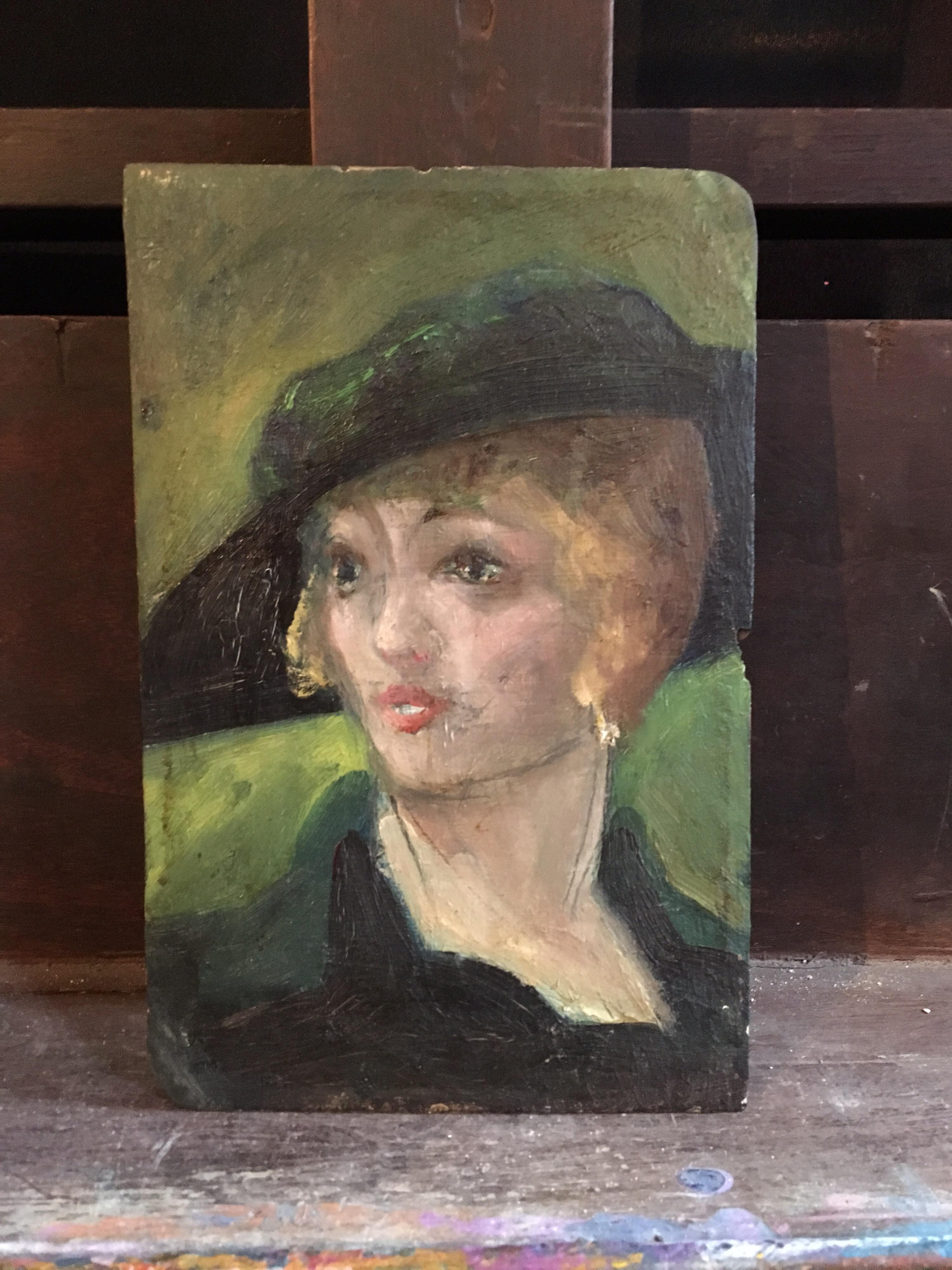 Portrait d'une femme élégante des années 1920, peinture à l'huile britannique - Painting de Unknown