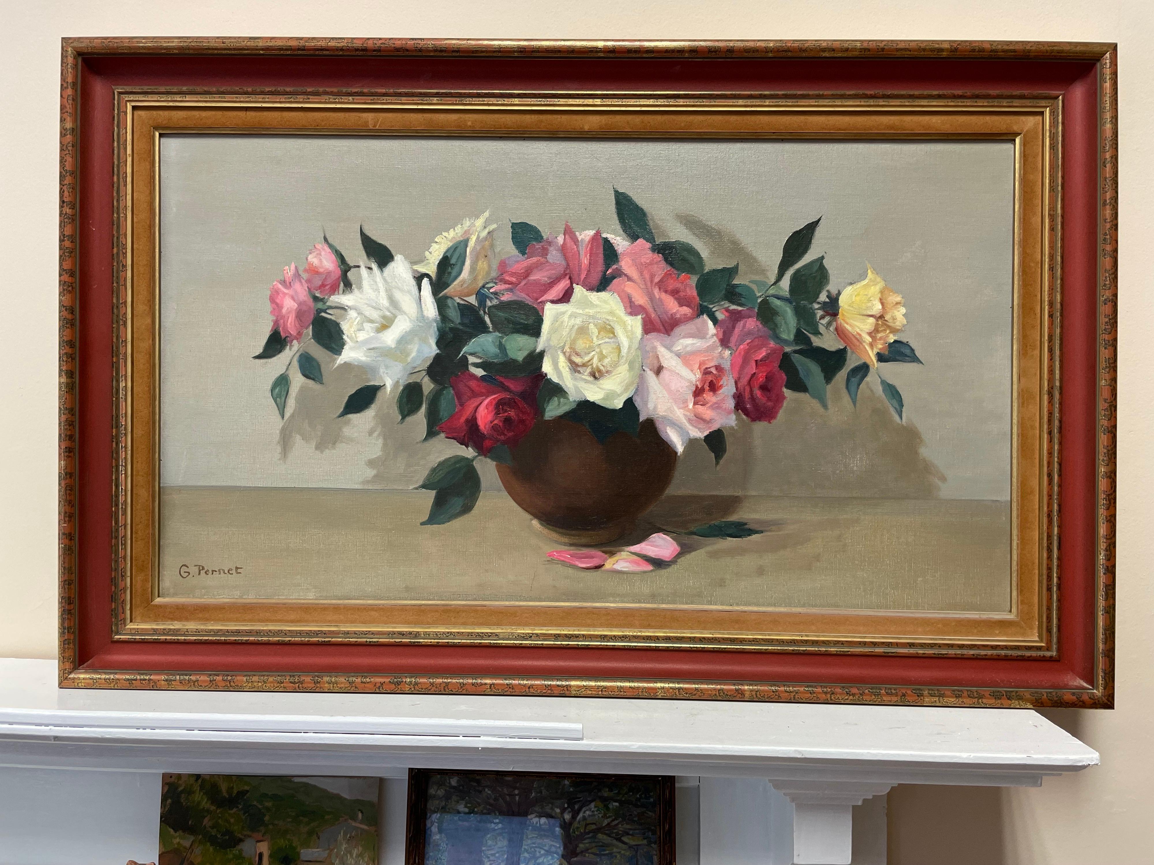 Grande olio impressionista francese del XX secolo firmato - Belle rose in una ciotola - Painting di G. Pernet