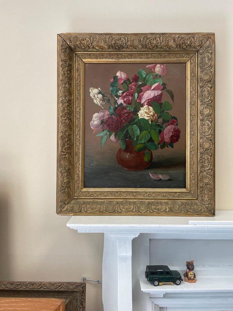 Beautiful Original French Vintage Flower Painting Red & Pink Roses in Bowl - Gray Interior Painting by Isidore Rosenstock