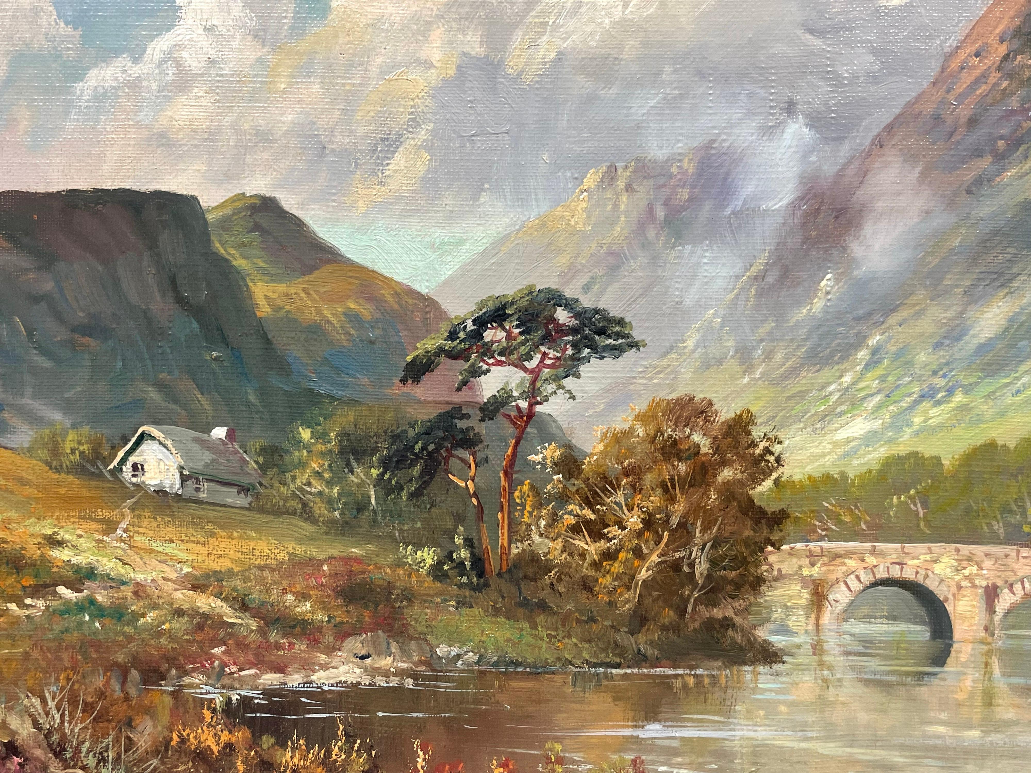 Antico dipinto ad olio delle Highlands scozzesi Fiume e montagne Vecchio ponte di pietra in vendita 1