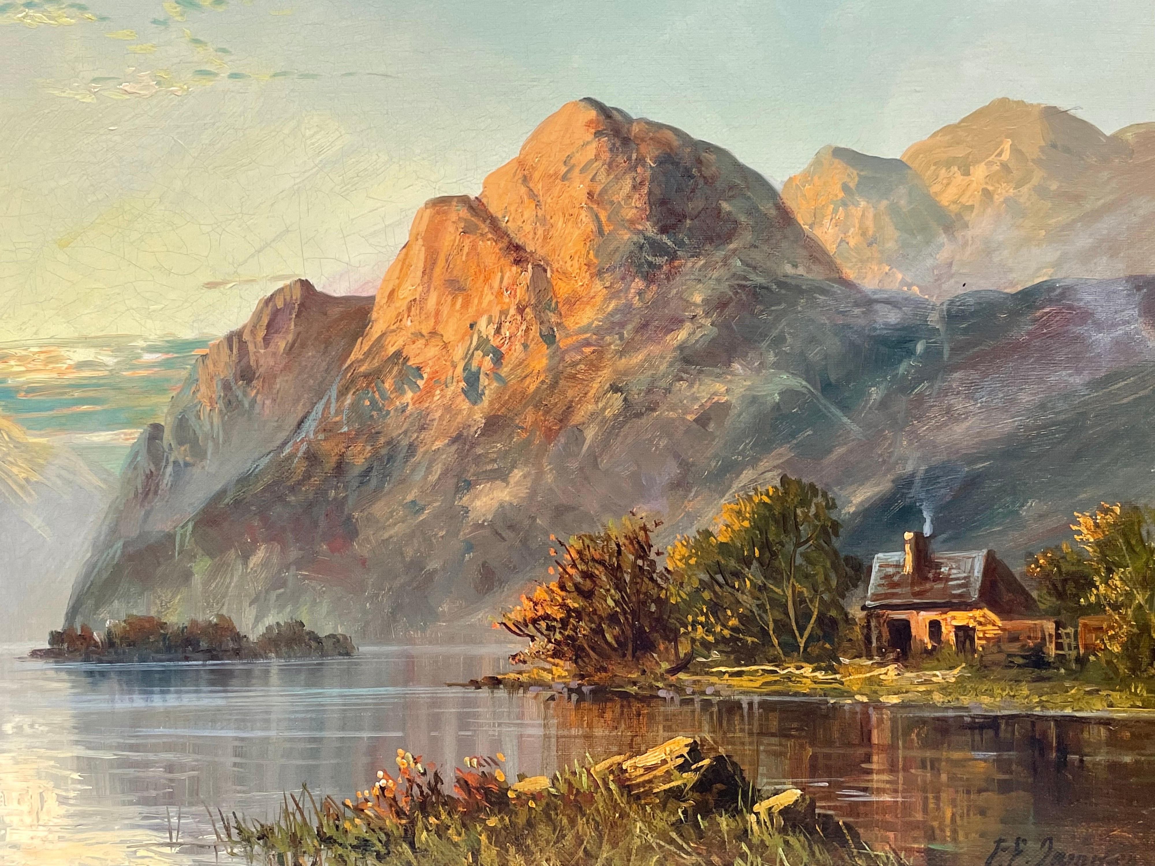 Ancienne scène écossaise de Lochs dans les Highlands au coucher du soleil avec cottage Golden Mountains en vente 1