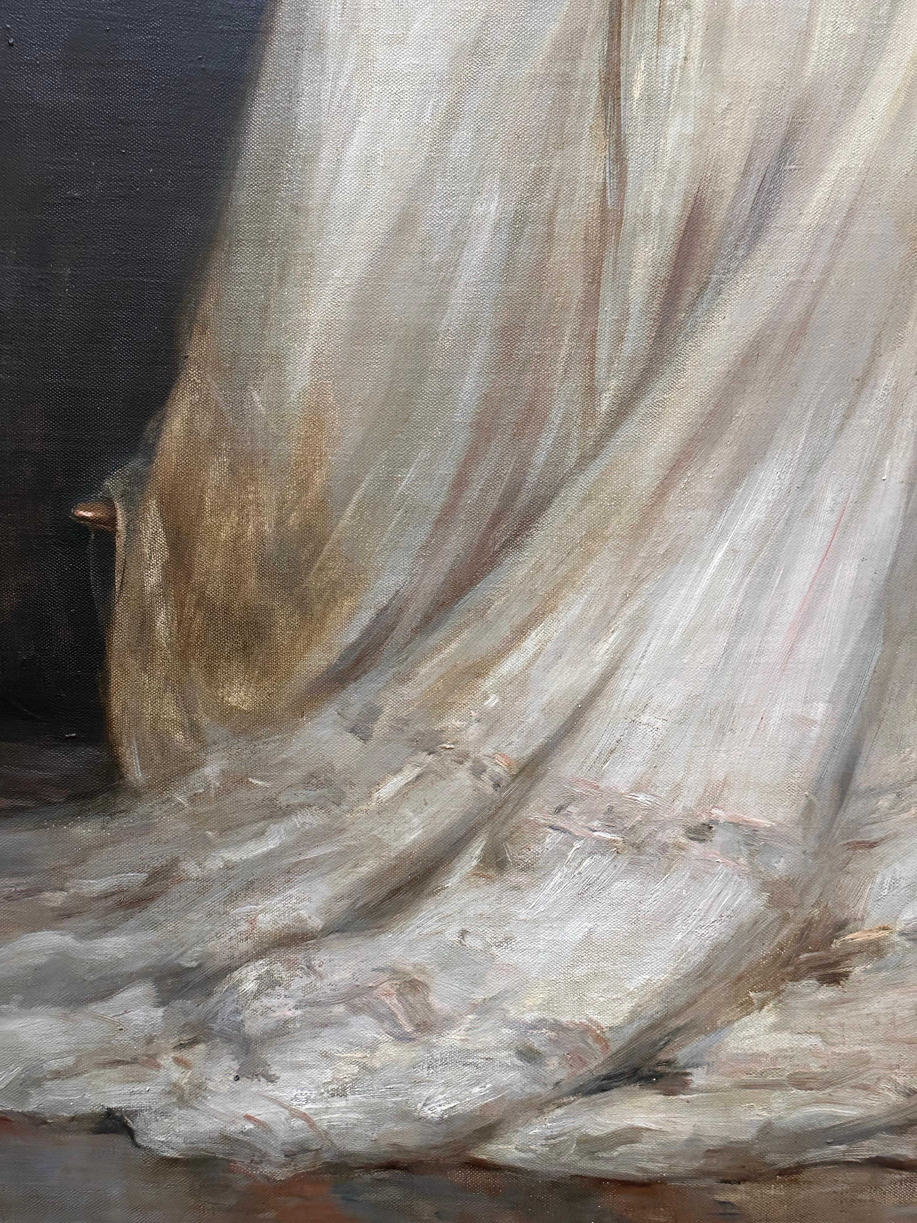 Très belle huile française signée des années 1900 Portrait en pied d'une dame lisant à l'intérieur - Marron Figurative Painting par Louis Faille