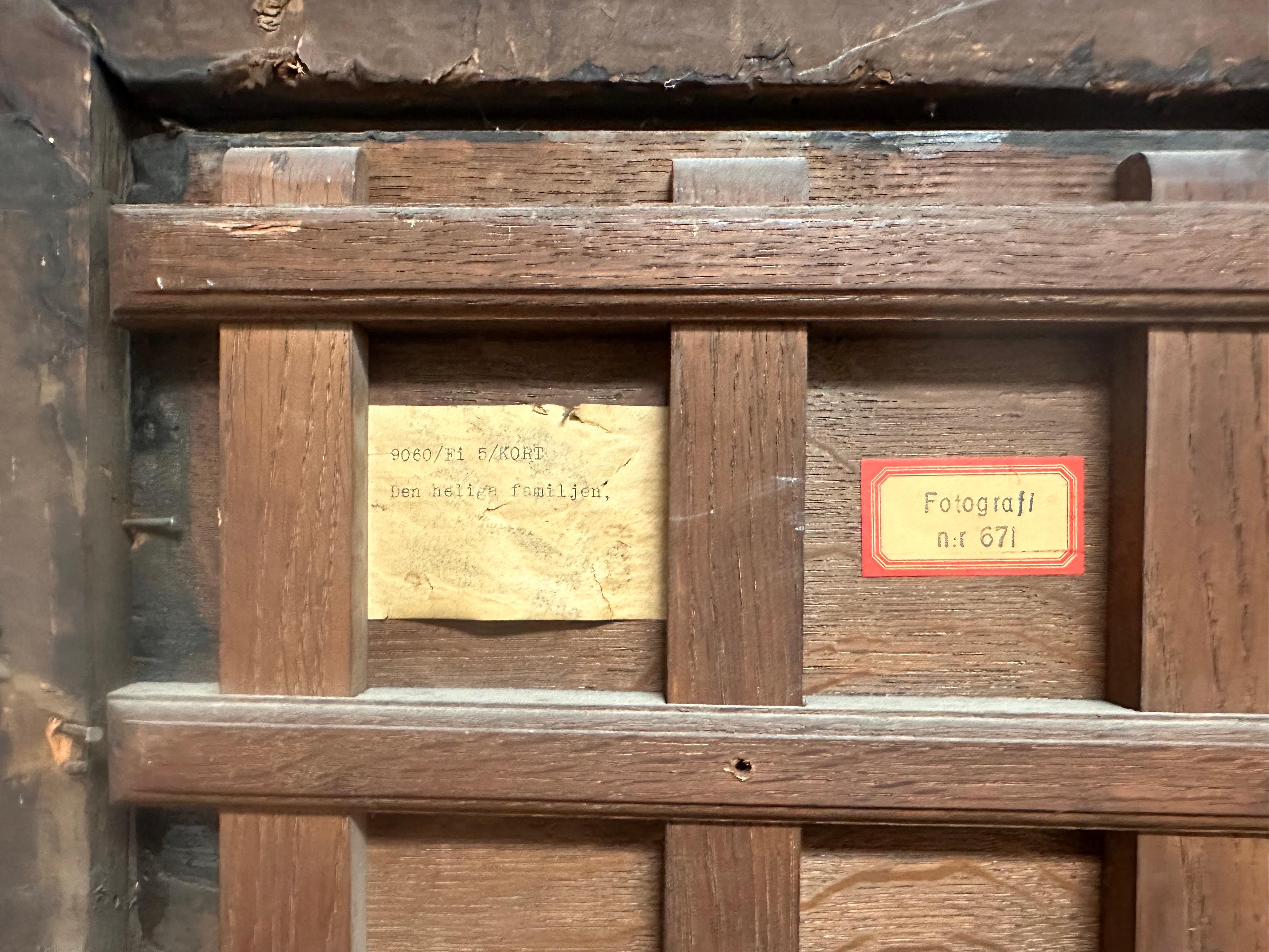 Pregevole olio su pannello di un vecchio maestro fiammingo del XVI secolo La Sacra Famiglia Qualità del Museo 8