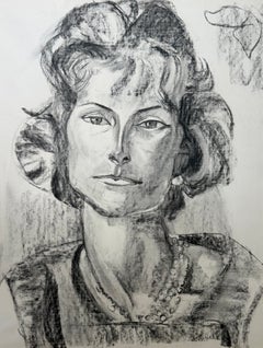 Französisches Porträt einer eleganten Frau im Stil der Moderne mit Halskette und gewelltem Haar