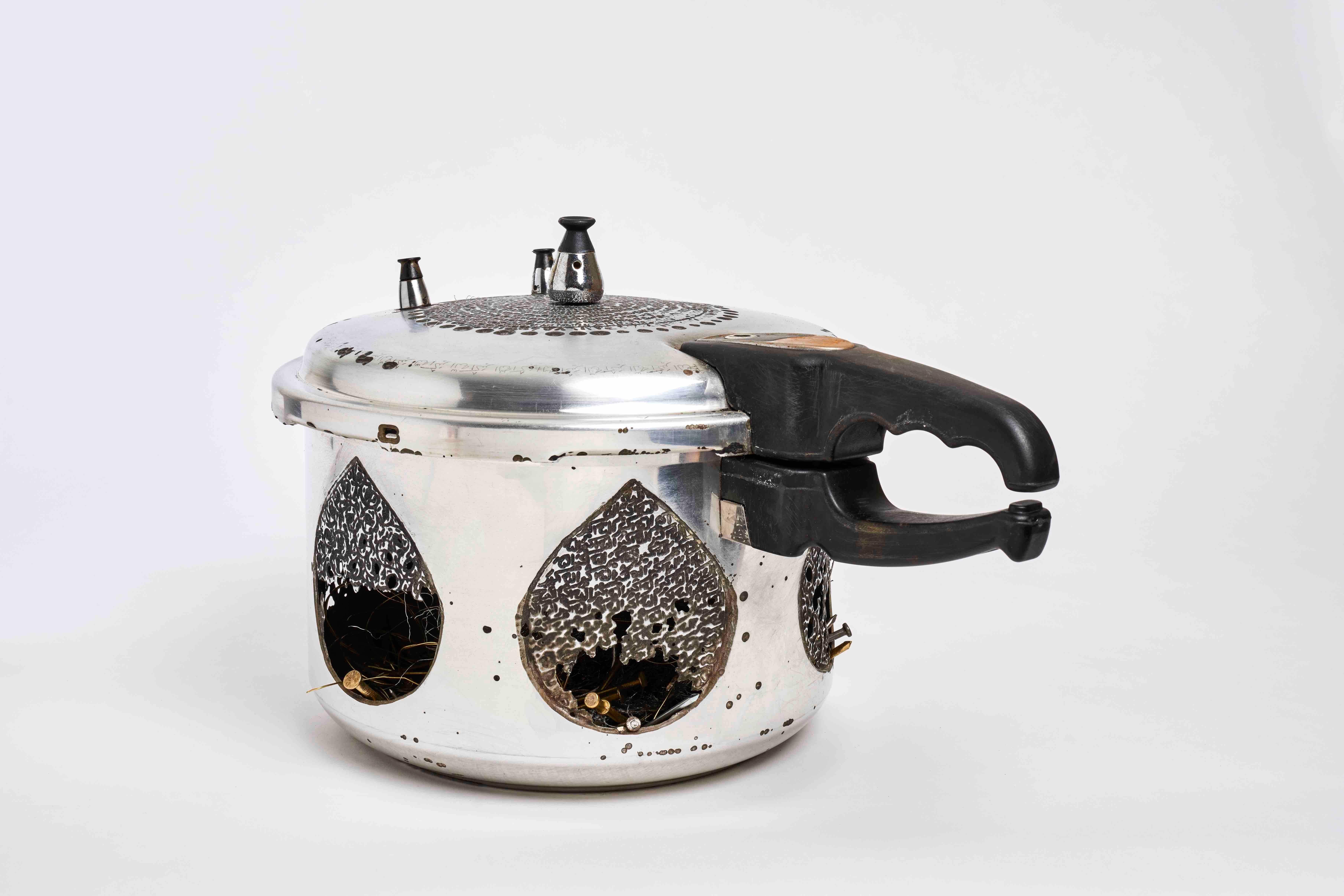 Shiva Ahmadi Figurative Sculpture - Pressure Cooker 4