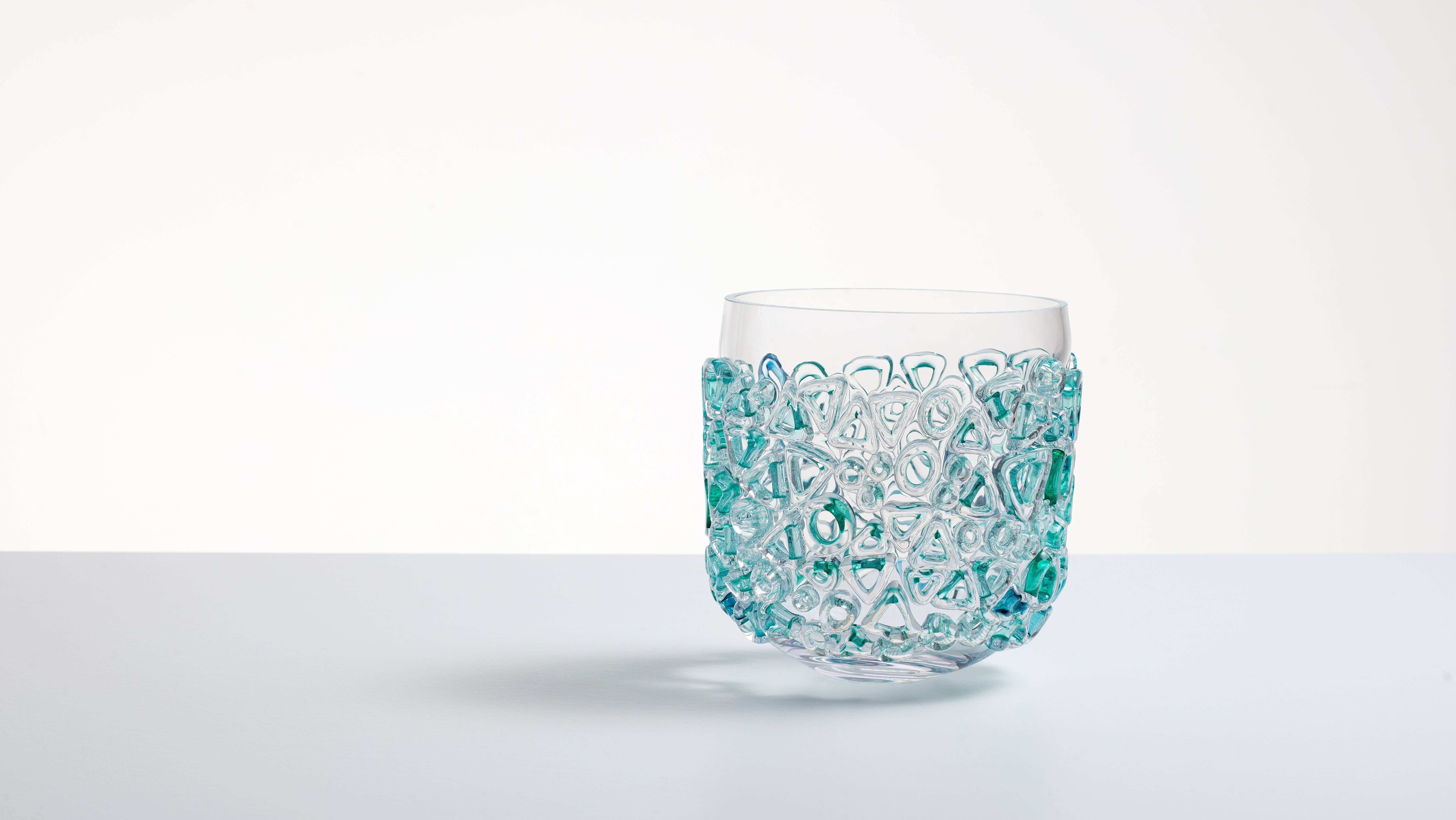 Clear glass vessel. Murano glass style glass bowl, clear glass with blue & green - Modern Sculpture by Sabine Lintzen