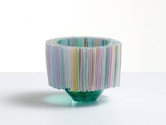 Blown glass green bowl decorated with colorful glass threads, by Sabine Lintzen