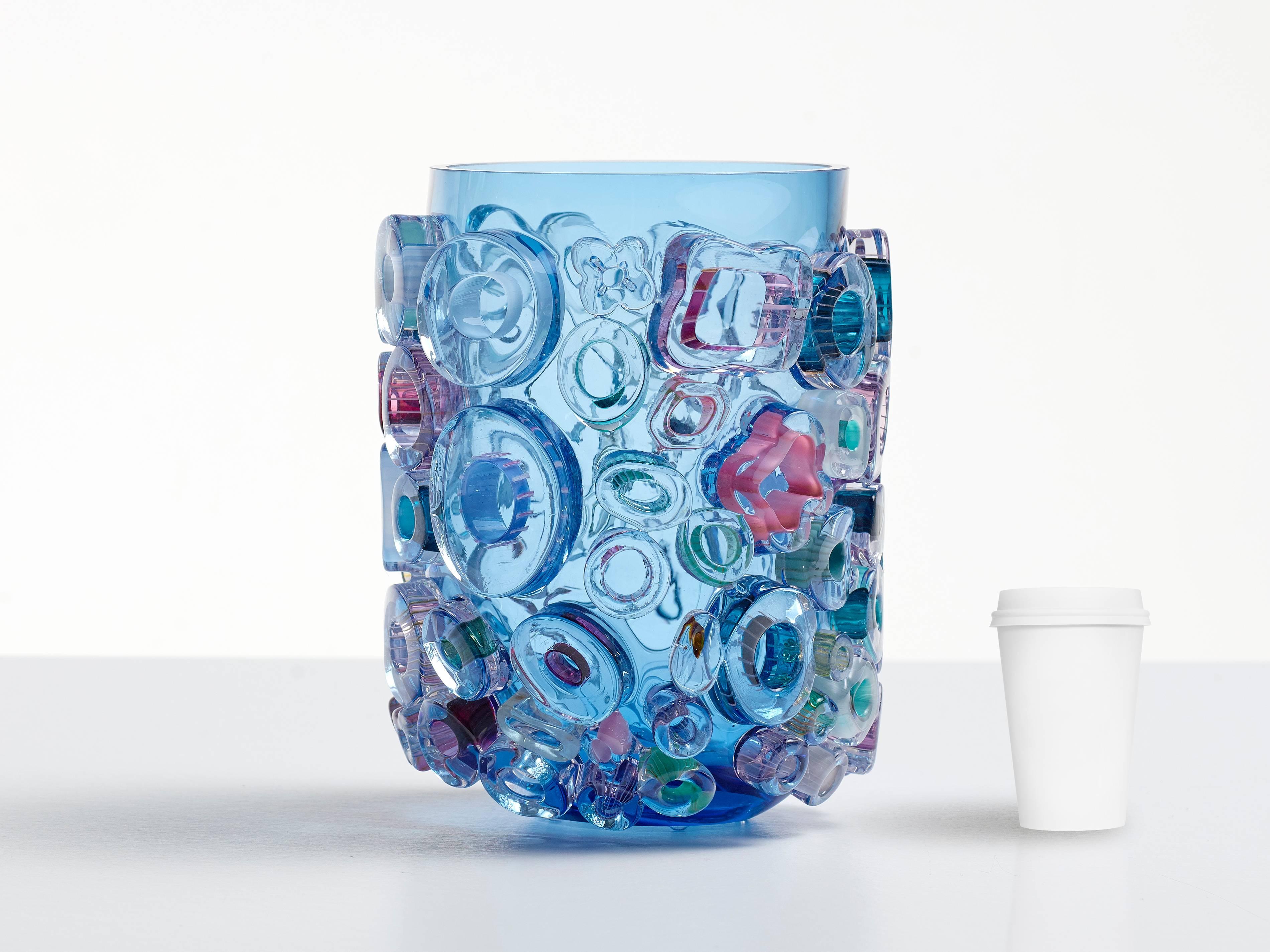 Murano glass style blue vase. Blue blown glass vessel with glass ornaments - Sculpture by Sabine Lintzen