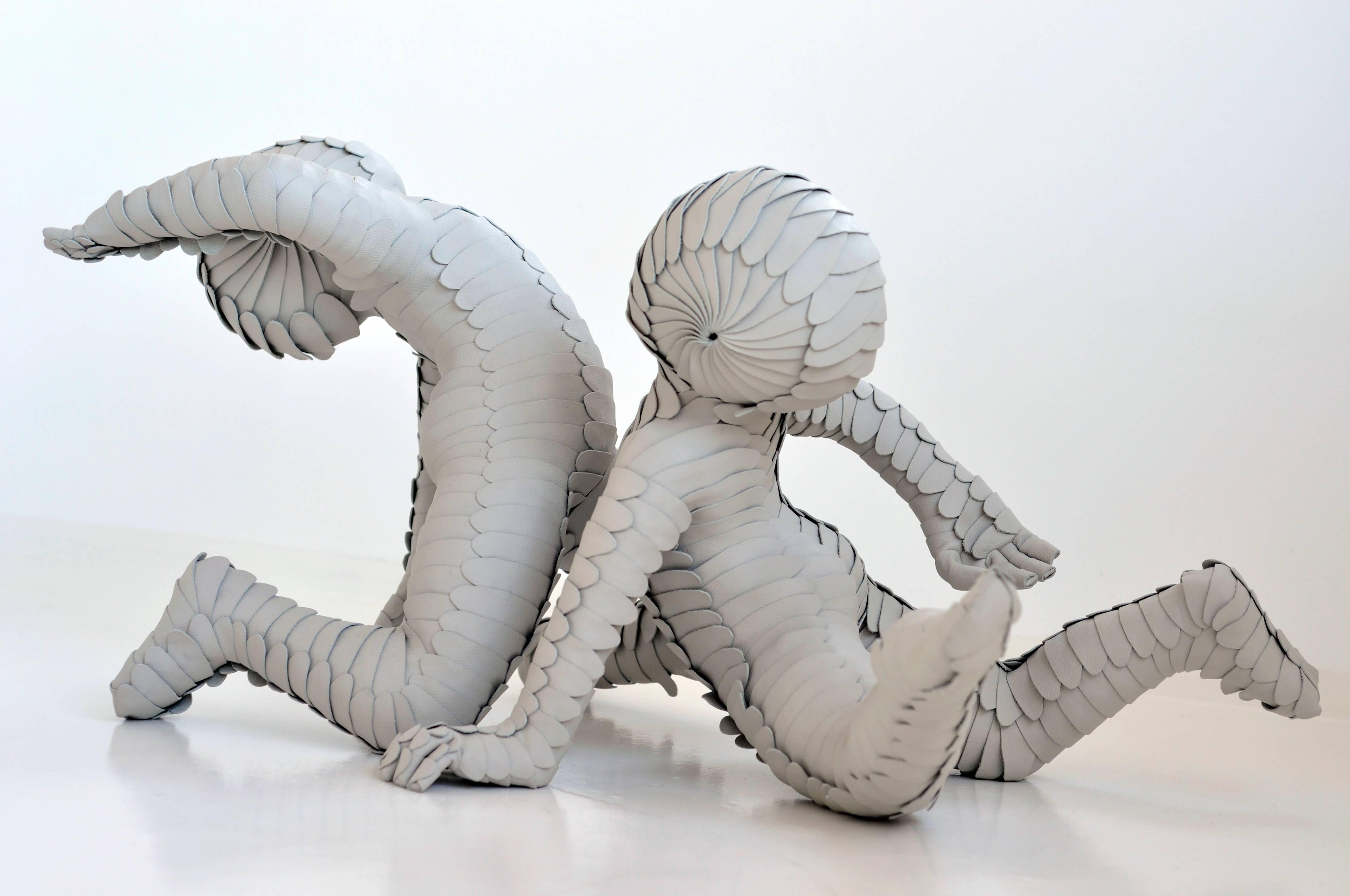 White leather figurative nude sculpture - Gray Nude Sculpture by Sabi van Hemert