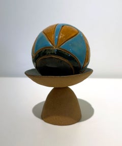 „Golden Apples 67“ – Keramikskulptur, abstrakt, handgefertigt, 2010–