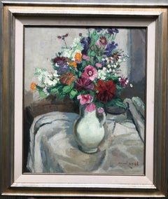 Vase of flowers