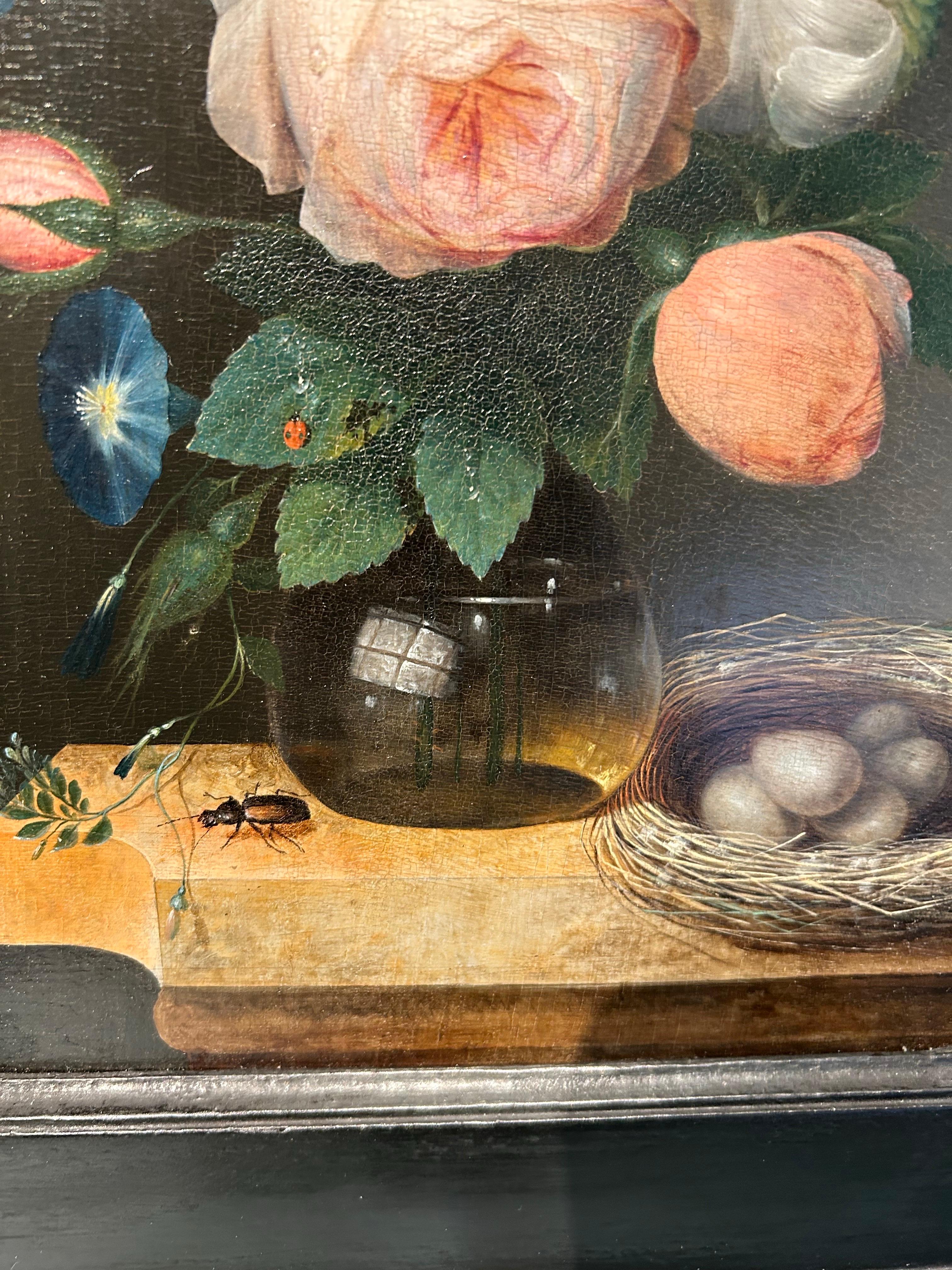 Stillleben mit Rosen in einer Glasvase im Angebot 5