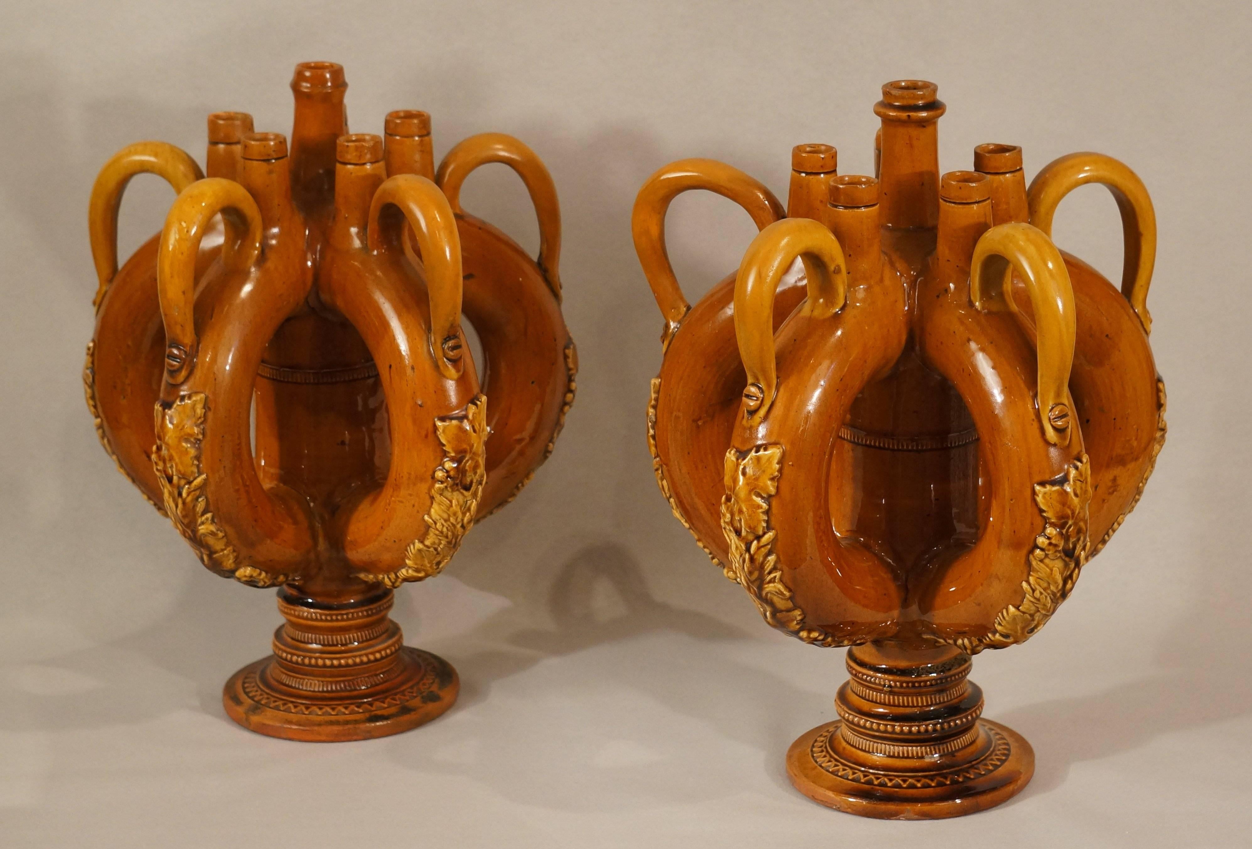 Pair of Provençal Vase - Art by Unknown