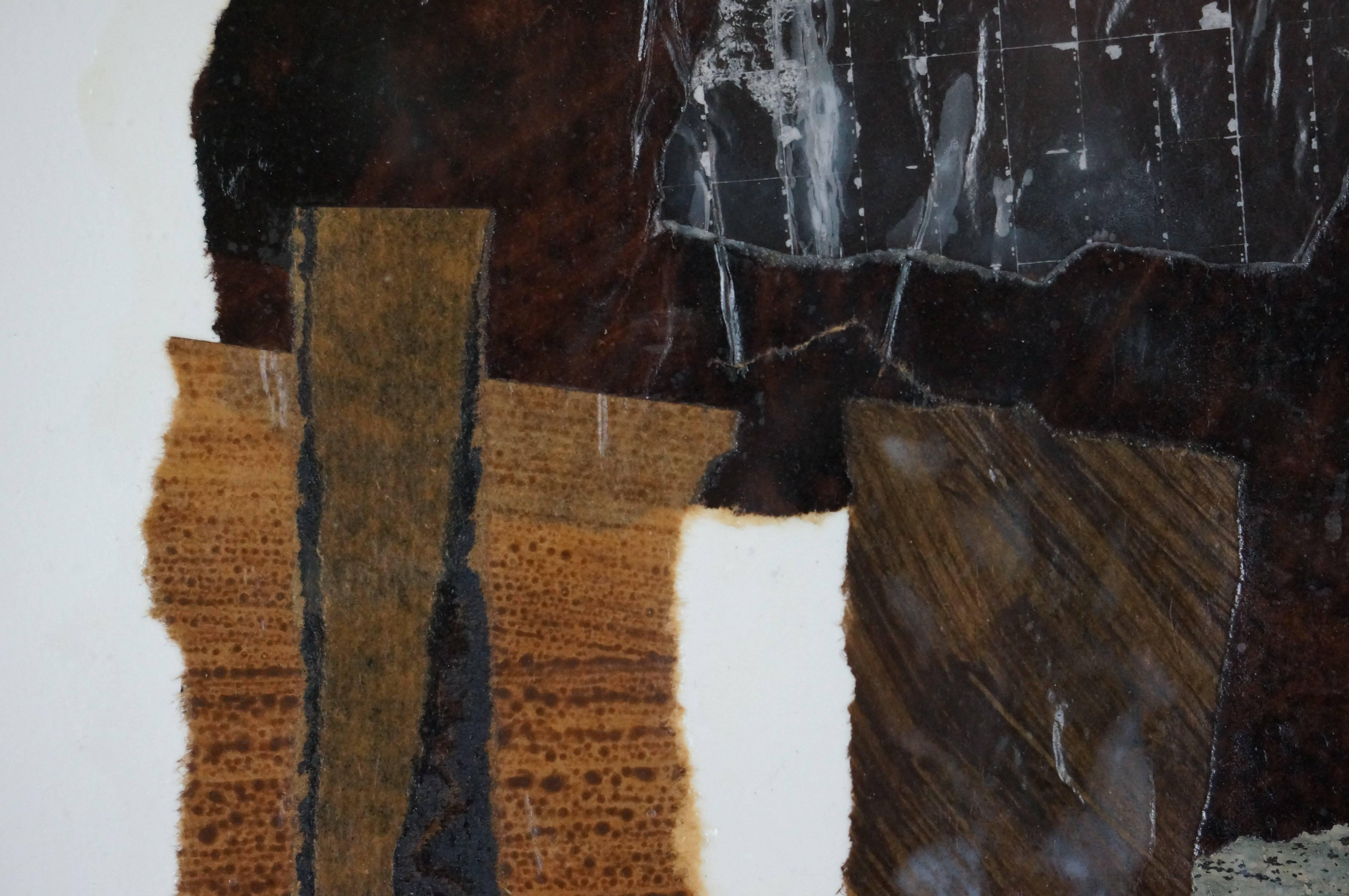 Composition de collage abstrait, 1994, techniques mixtes, 68x54 cm, encadrée - Gris Abstract Drawing par André Pierre Arnal