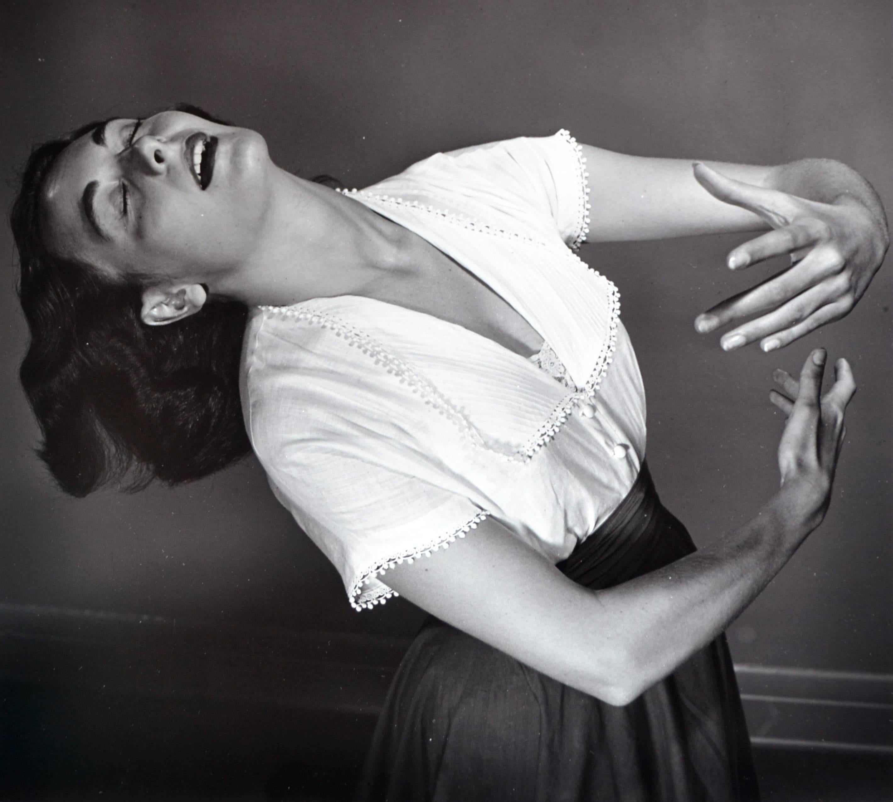 Ballerina Enrica Soma, Hollywood, 1949 - Photograph by Philippe Halsman