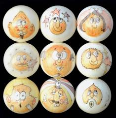 Escultura figurativa vintage -- Muchas caras divertidas