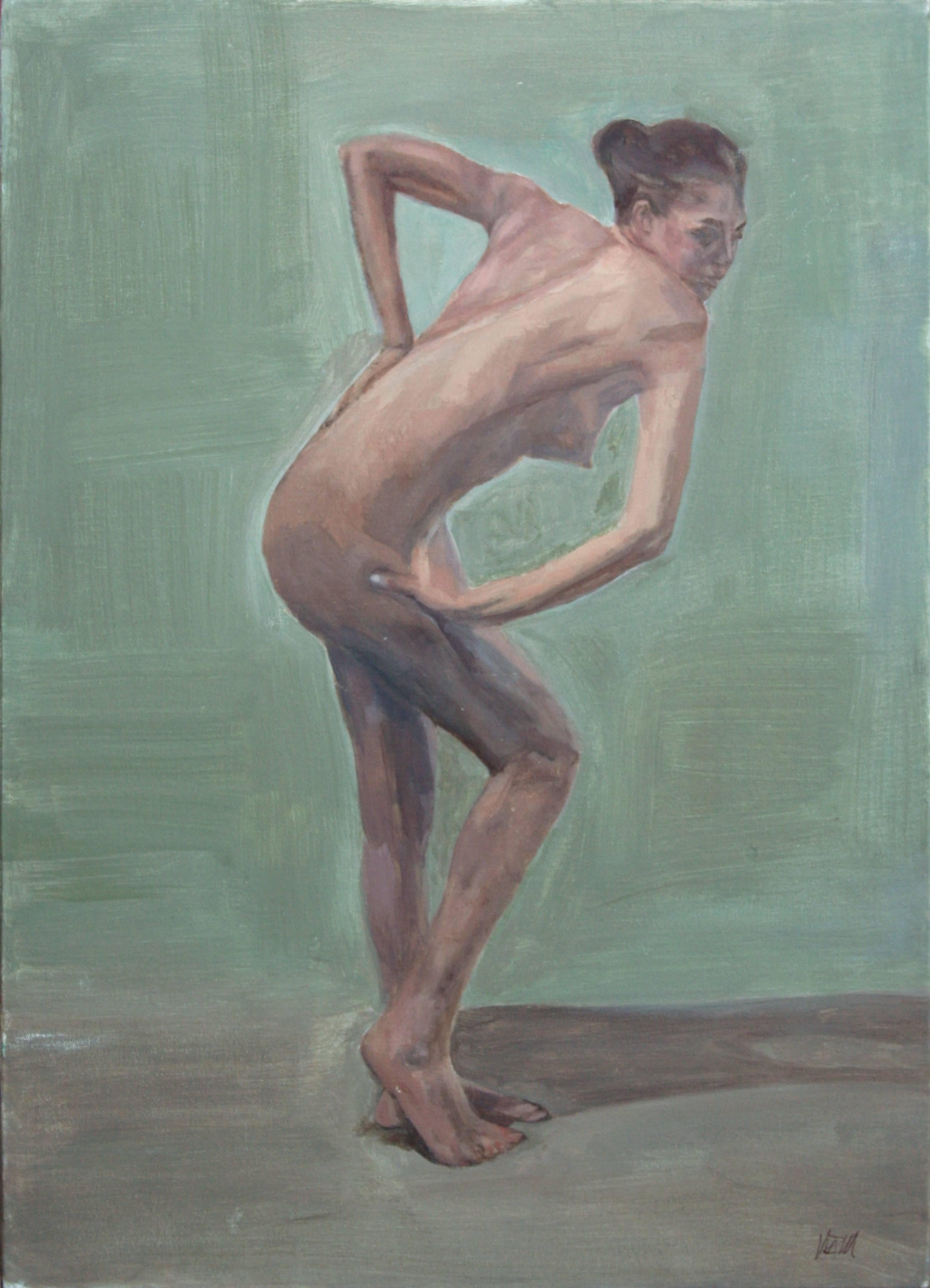 M. Z. Murphy Figurative Painting – Nude Figurenstudie, stehende weibliche Figur mit salbeigrünem Muster 