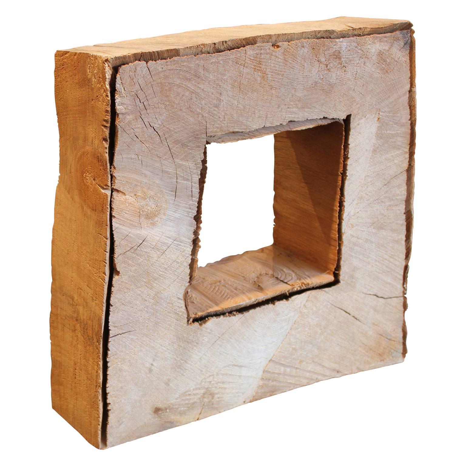 David Nash Abstract Sculpture – Quadratisches Fensterschmuck aus Holz