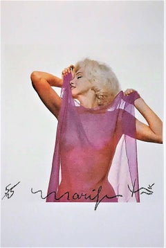 Marilyn : Écharpe rose, Bert Stern