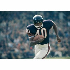 Retro Gale Sayers #40, 1966 - Color Photograph by Art Shay for Sports Illustrated