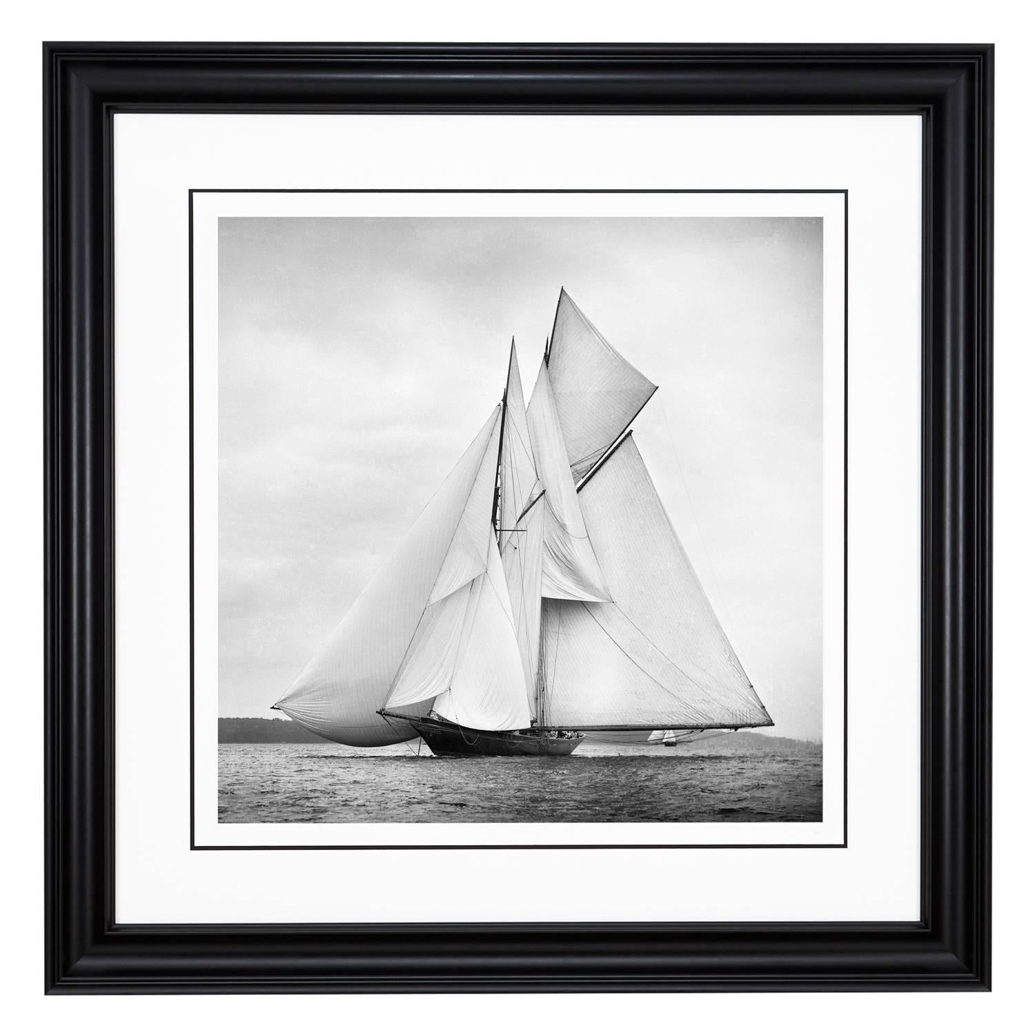 Rainbow du yacht à voile, 1898 - Photograph de Alfred John West